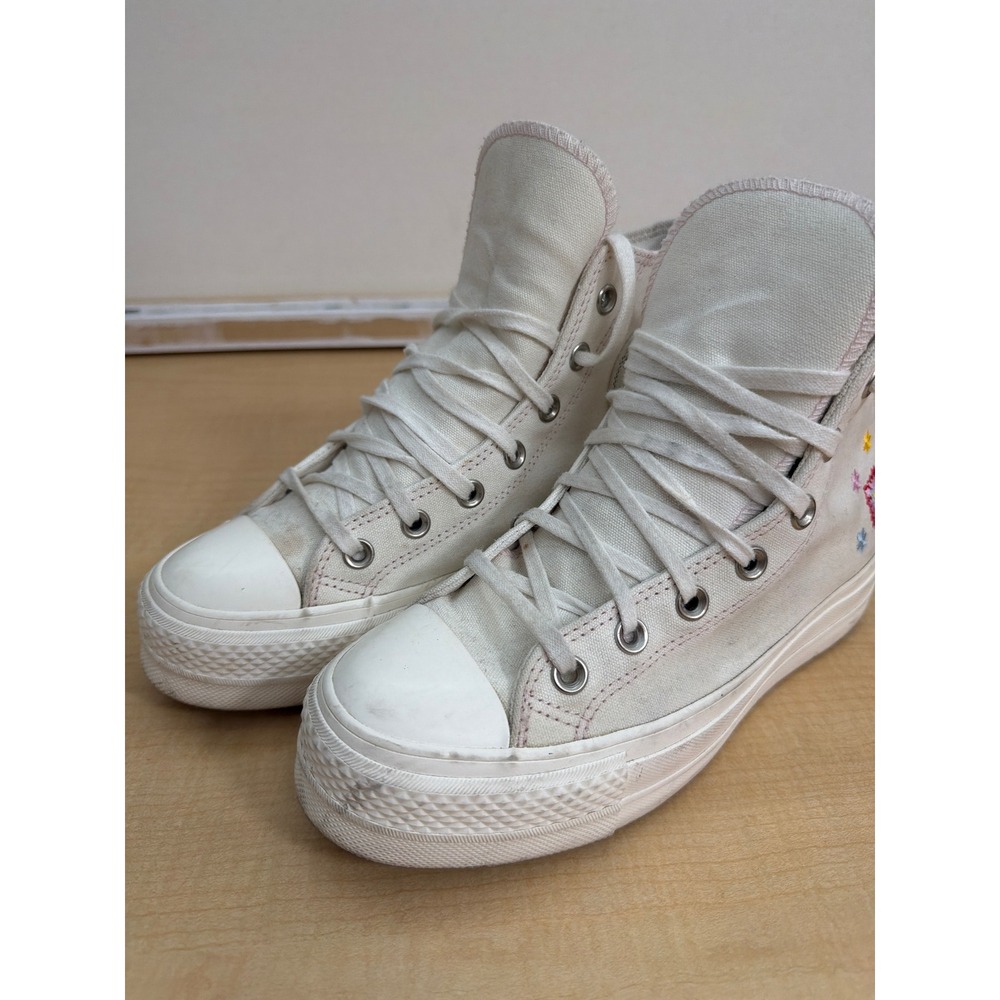 Converse Chuck Taylor All Star Lift Platform Floral Embroidery White A02198C 7.5